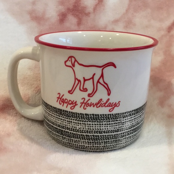 Happy Howlidays Ceramic Christmas Dog Holiday Coffee Tea Mug NWT 16 oz 4.25x3.5” - Picture 1 of 12